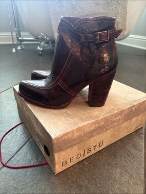 BED|STU Burgundy Leather Ankle Booties with Buckle Accent